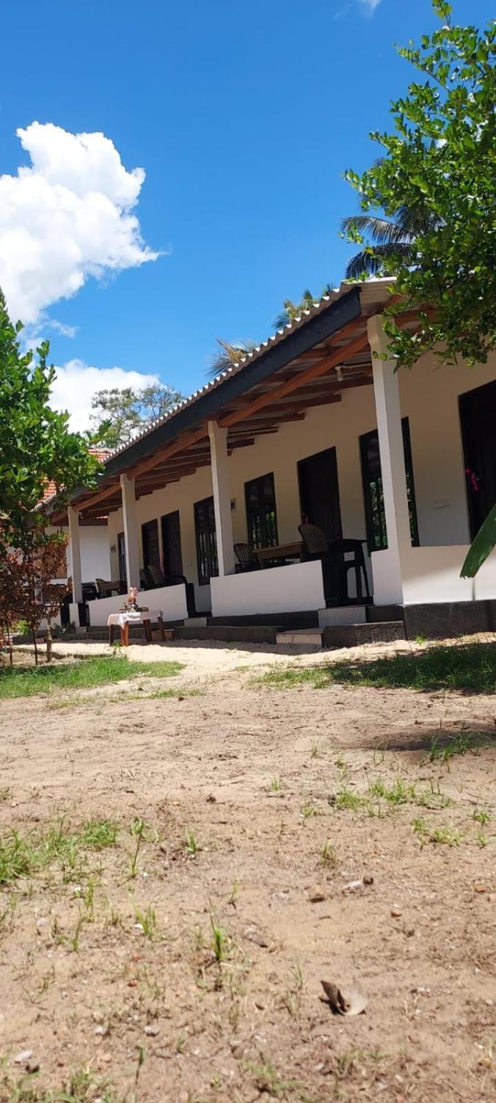 Nilaveli Beach Rooms Dış mekan fotoğraf